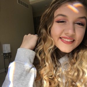 Meet your Posher, Gretchen